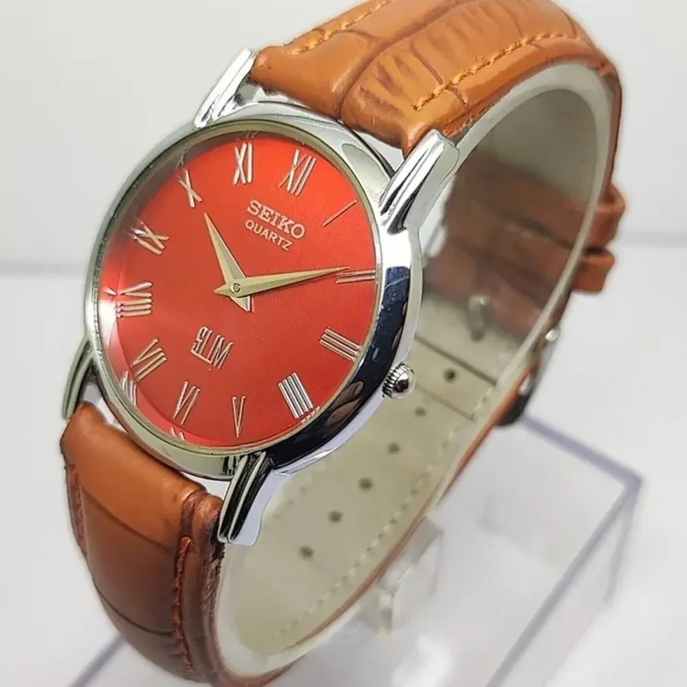 Vintage Style Seiko Quartz Mens Silver Watch & Red accents W/ Leather Strap